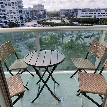 New Luxury Apartment 2Br 2Ba Direct Beach Access Hollywood Exterior foto
