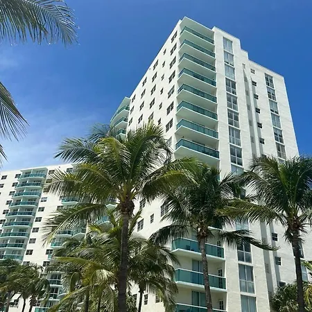 New Luxury Apartment 2Br 2Ba Direct Beach Access Hollywood Exterior foto