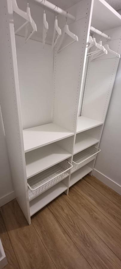 New Luxury 2br 2ba Direct Access