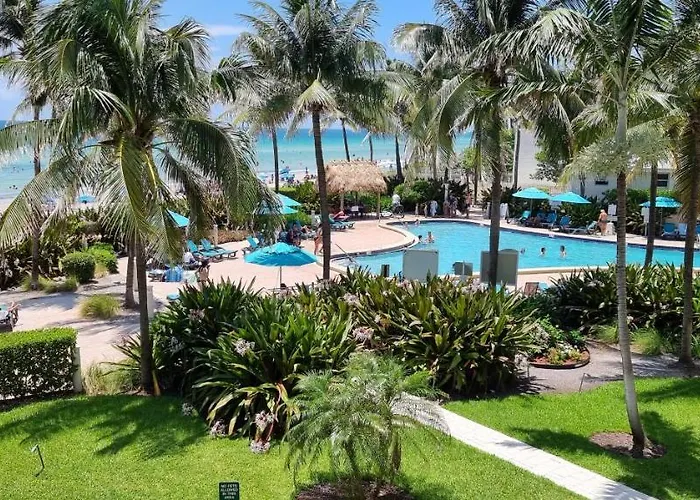 New Luxury Apartment 2Br 2Ba Direct Beach Access
