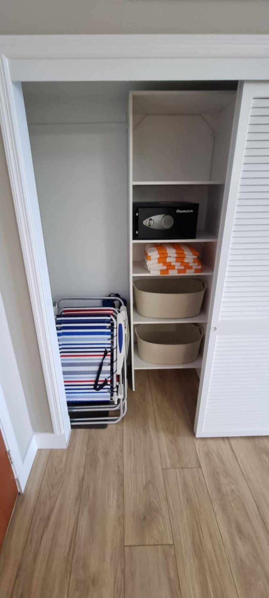 New Luxury 2br 2ba Direct Access Apartment Hollywood